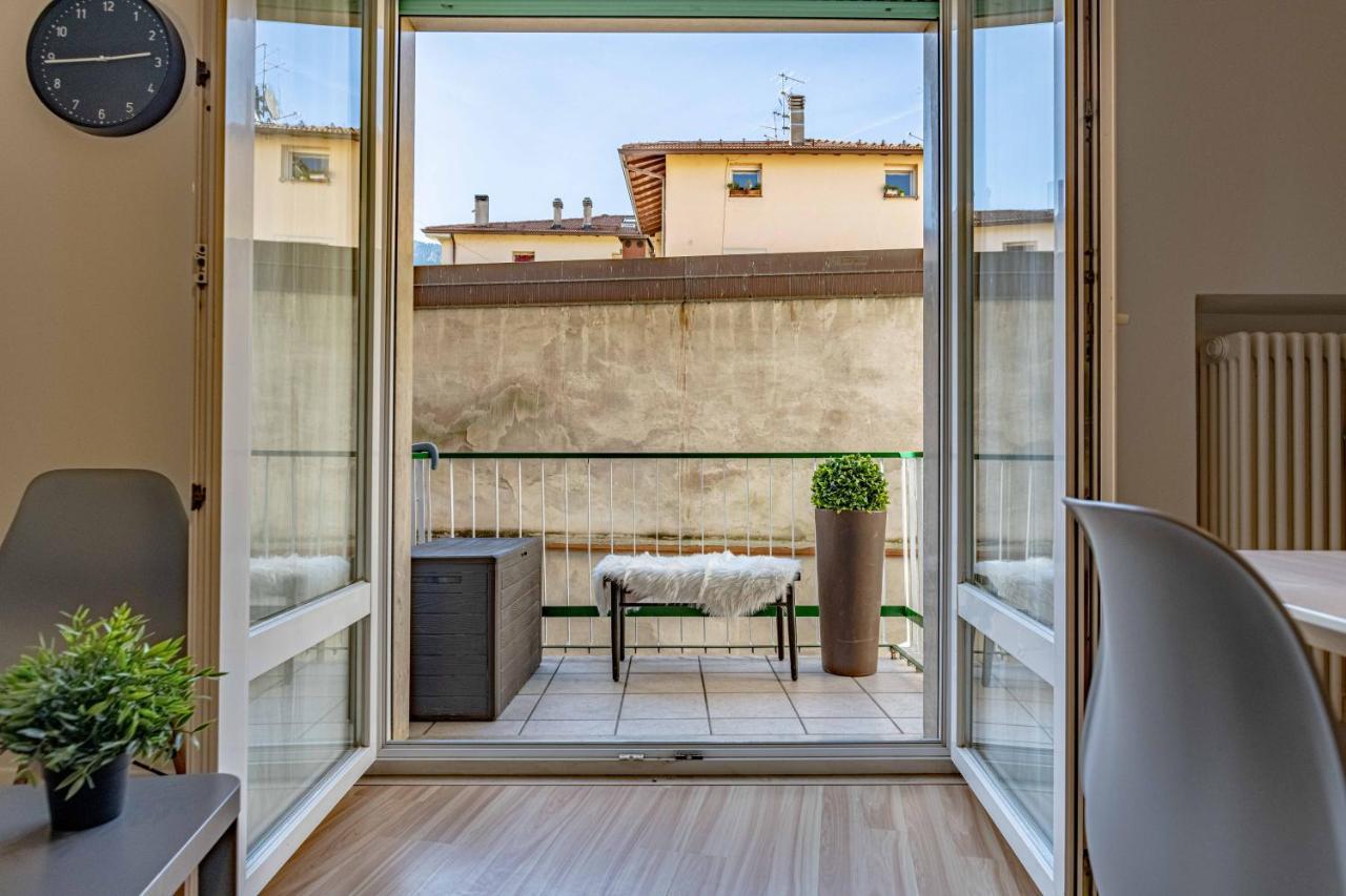 Appartamento Drio Le Mura Trento Bagian luar foto
