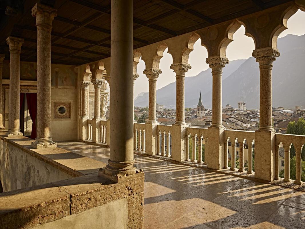Appartamento Drio Le Mura Trento Bagian luar foto
